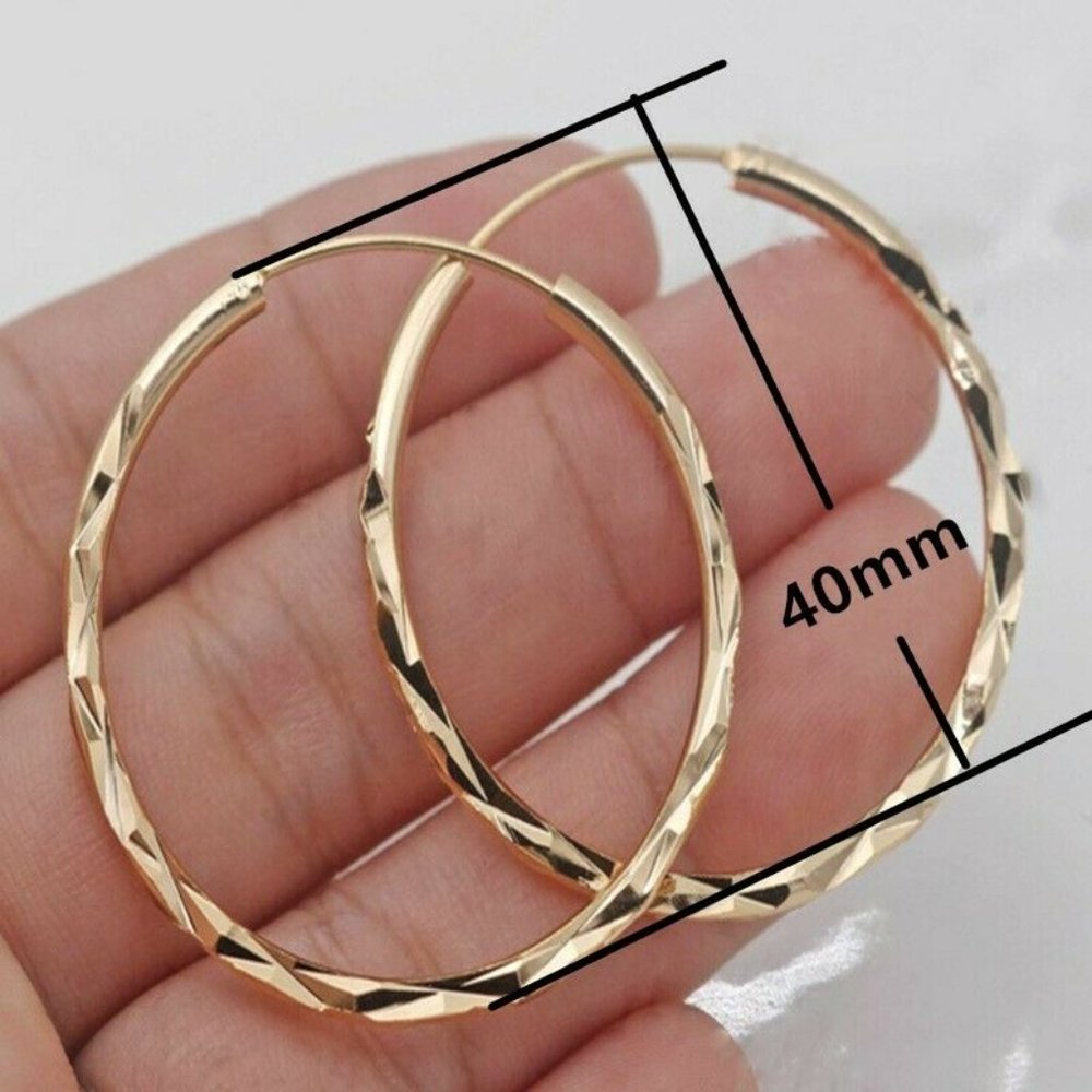 18k Gold Hoop Earrings - Picture 3 of 4